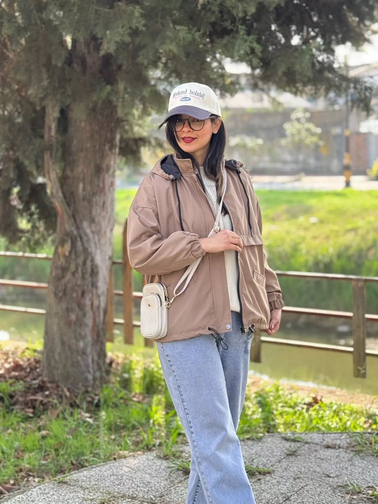 بارونی کلاهدار آستردار ناز